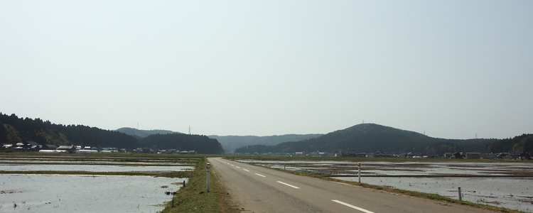 国道249号線の近くから望む豊川平野